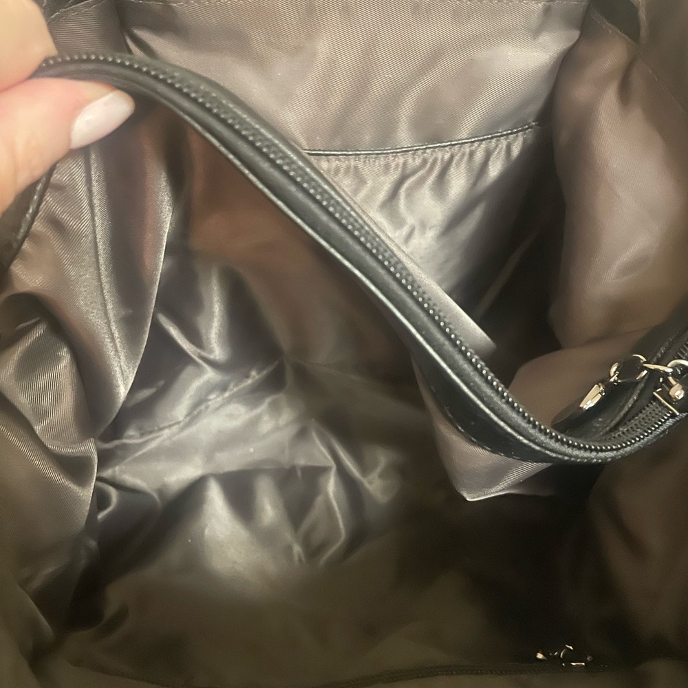 Lovevook woven tote bag.  Vegan leather. - Picture 2 of 5